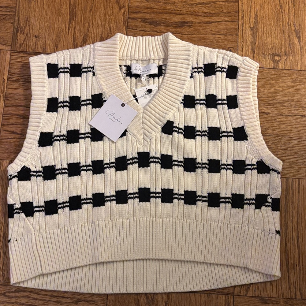 L’ Academie Black and White Knit Vest women’s size small